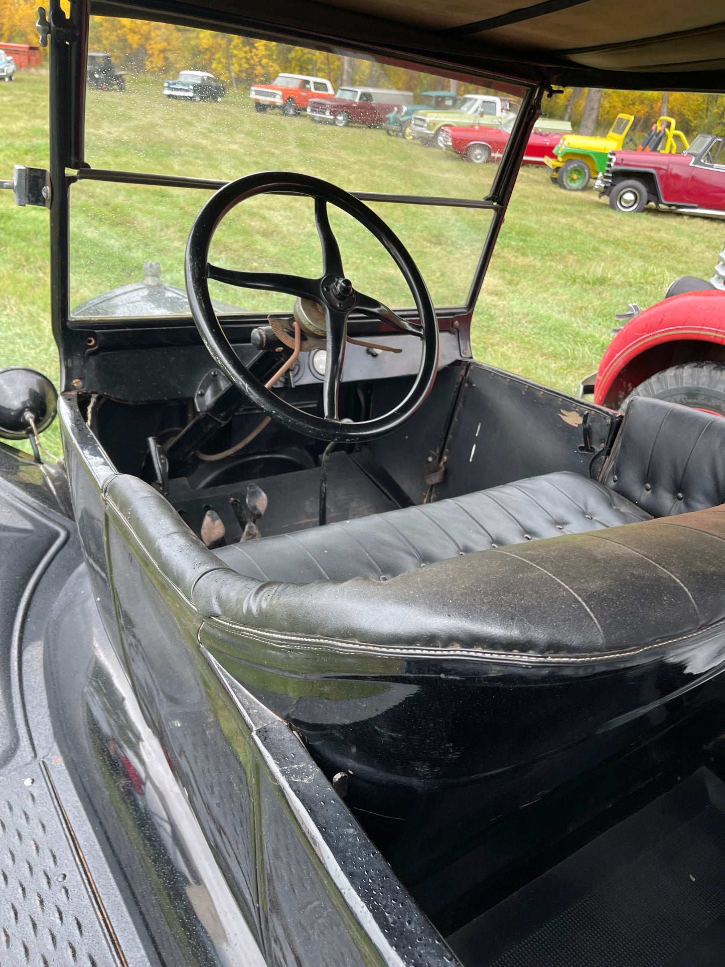 1924 Ford Sedan Convertible 3 door