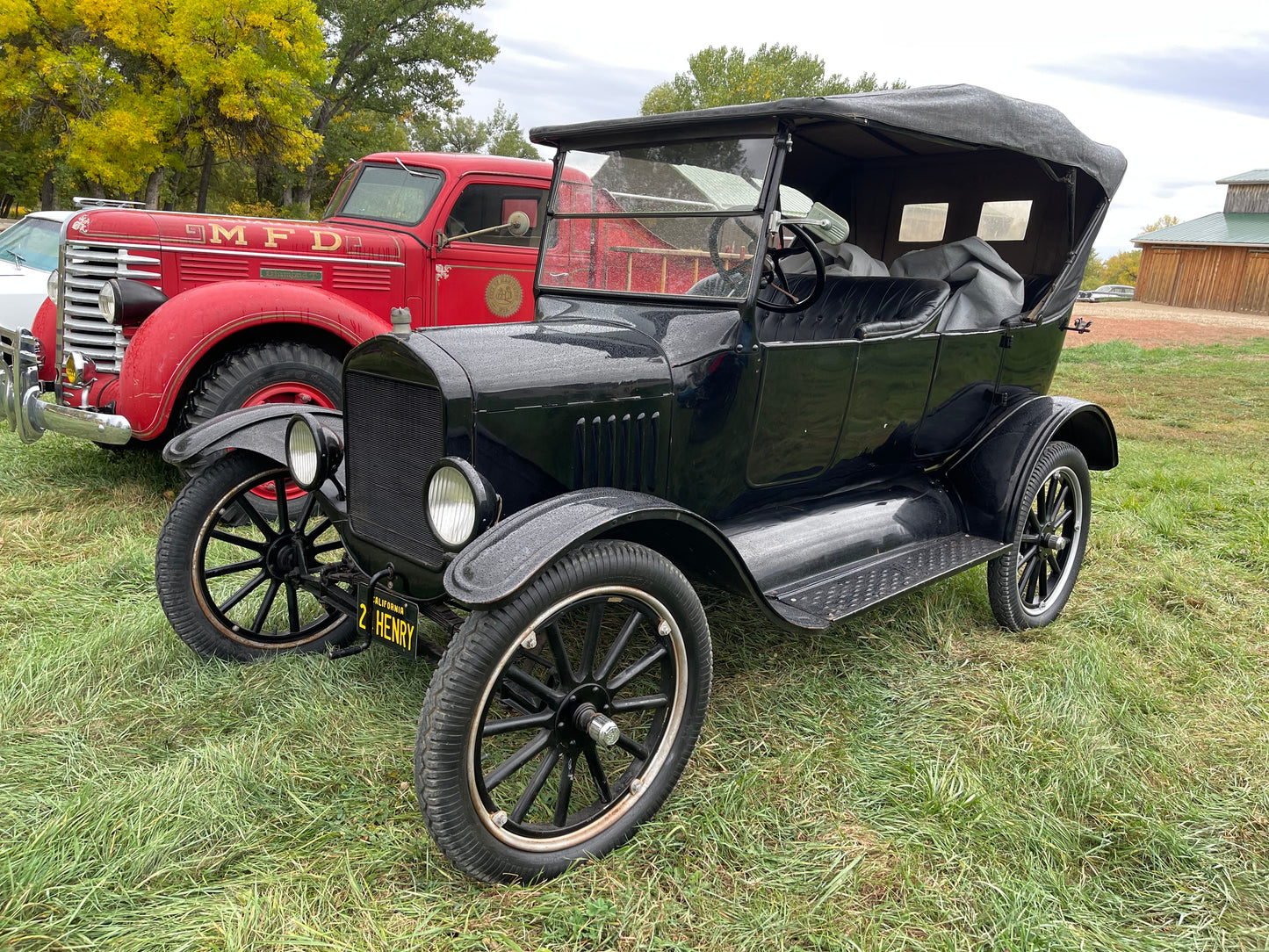 1924 Ford Sedan Convertible 3 door