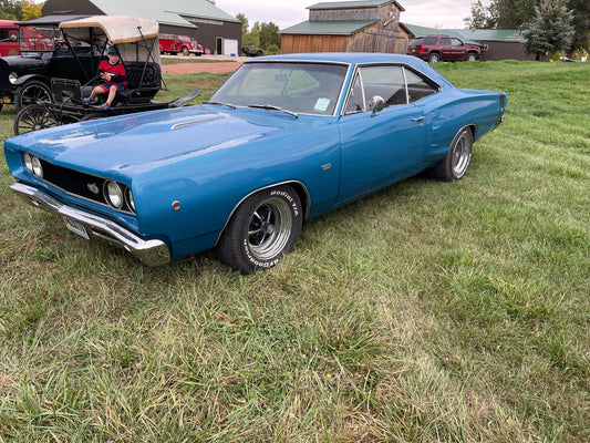 1968 Dodge Coronet 500 with Super bee graphics